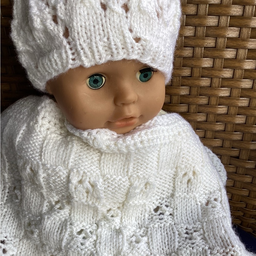Carseat Baby Blanket Hand Crafted White Knitted Unisex - Picture 6 of 16